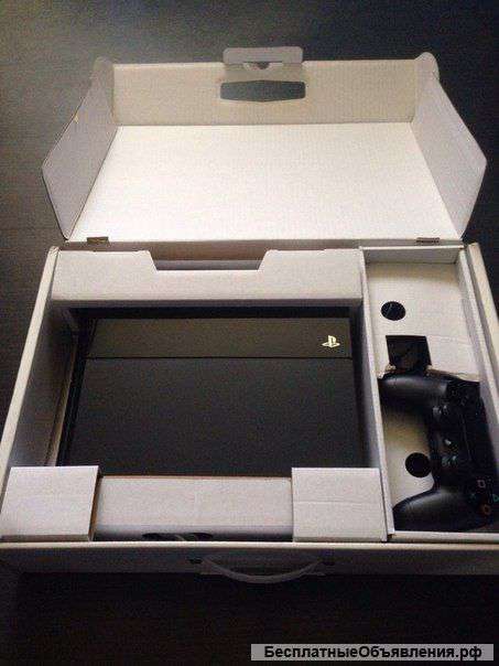 PlayStation 4 в отличном состоянии