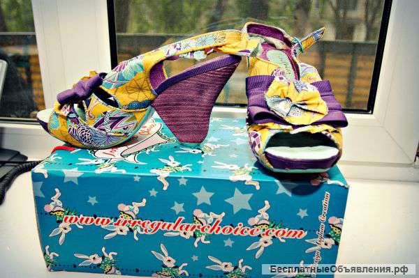 Босоножки английского бренда Irregular Choice