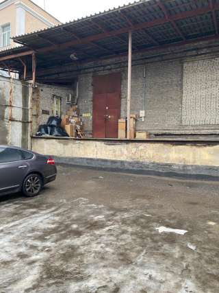 Аренда тёплого склада с жд пандусом 560 кв.м. Невский р-н.