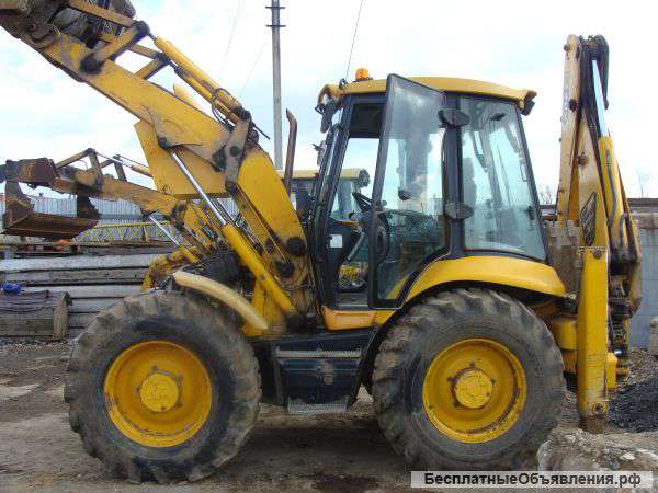 Трактор JCB 3