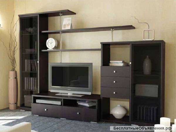 Стенки, горки, гостиные