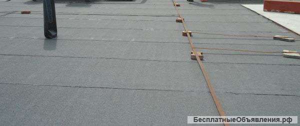 Устройство кровель из рулонного материала