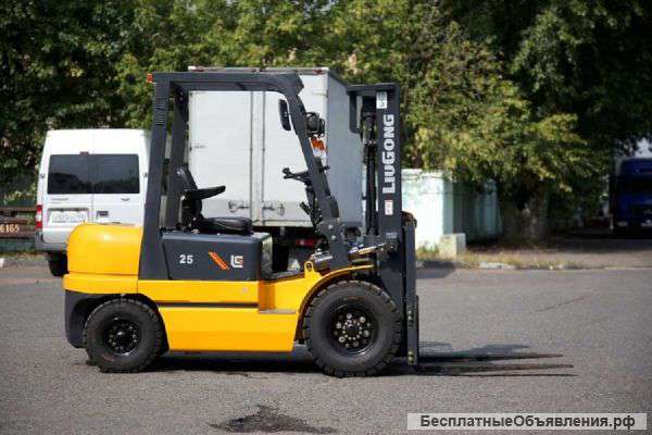 Автопогрузчик Liugong CPCD25, двигатель Yanmar