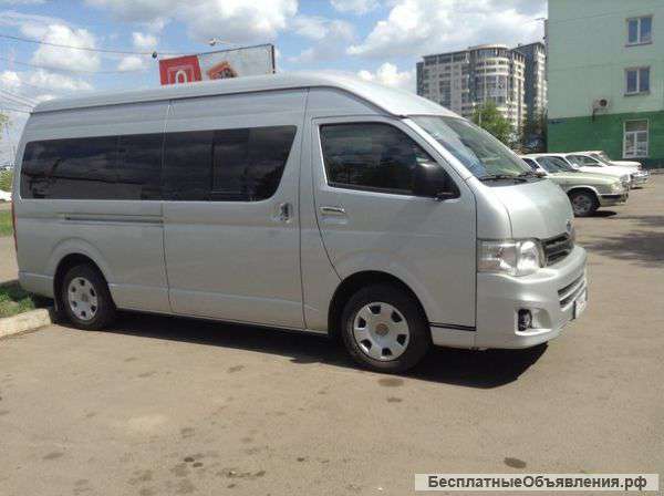 Услуги микроавтобуса Toyota Hiace