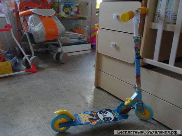 Самокат,качеля,стул,каталка