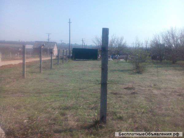 Угловой участок по центральной улице