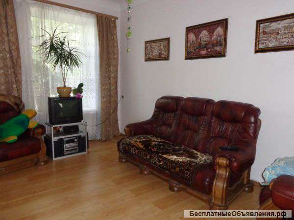 Сталинка в центре Симферополя в хорошем районе