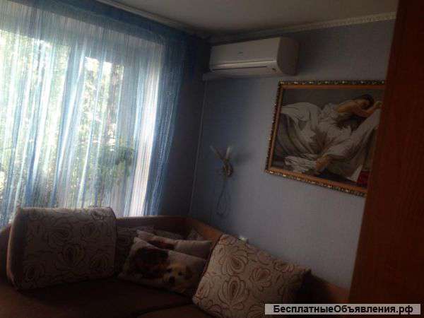 1ком.кв. 14кв.м Продается с мебелью. ремонт евро.Возможен торг.