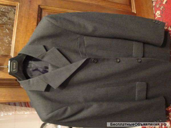 Мужские костюмы