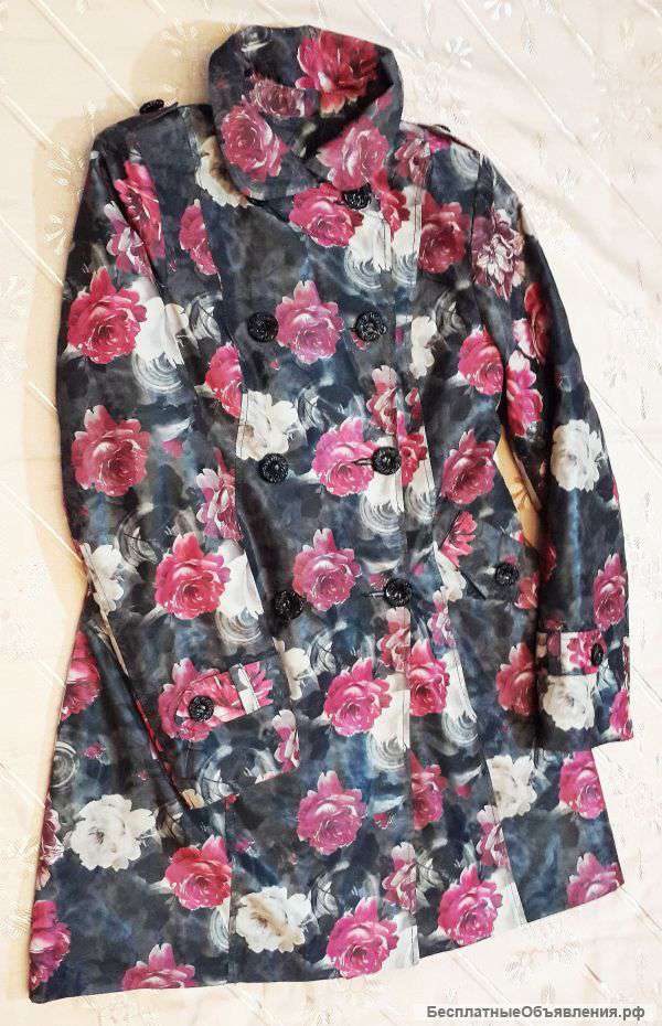 Стильный плащ для модниц