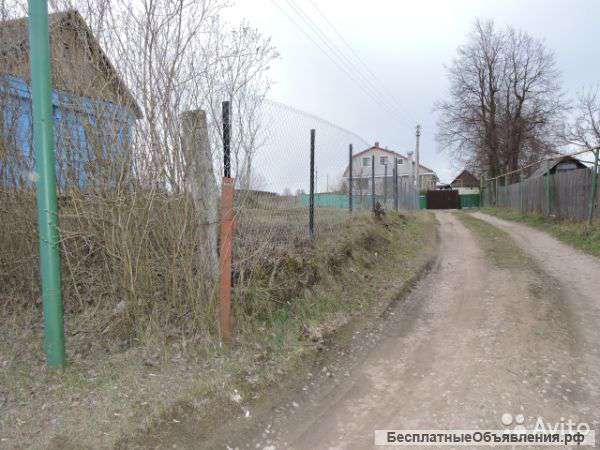 Участок с половиной дома