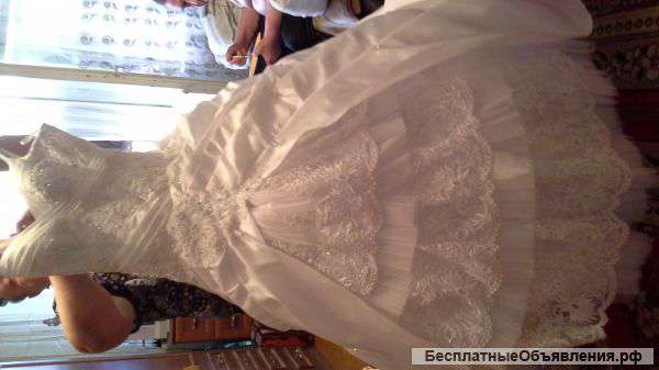 Свадебное платье
