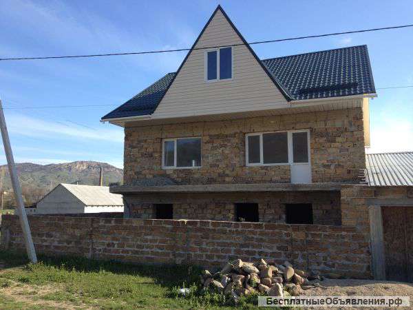 Дом 200м2 на участке 16 соток