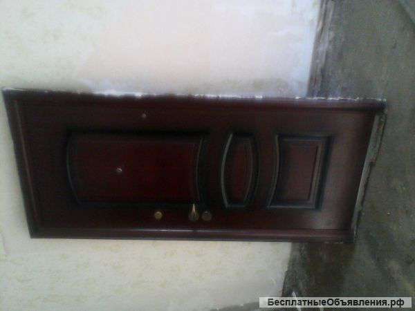 Кухонный гарнитур, наружная дверь