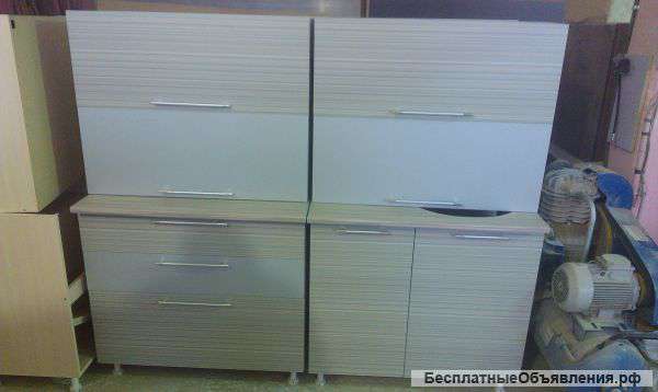 Кухни , стол книжка кухонный. табурут