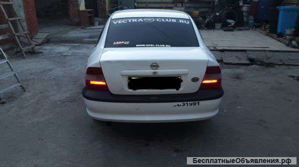 Автомобиль Opel Vectra 1998г