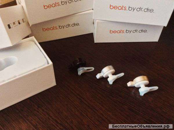 Беспроводные наушники AirBeats