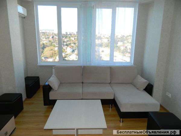 Студия с ремонтом на Светлане