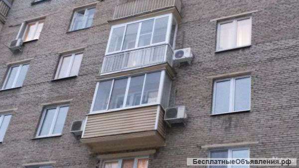 Остекление балкона 2200Х1600 см