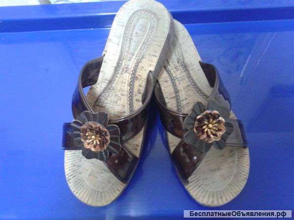 Меняю шлёпанцы