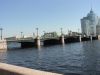Сдам 2х комнатную квартиру в центре у метро