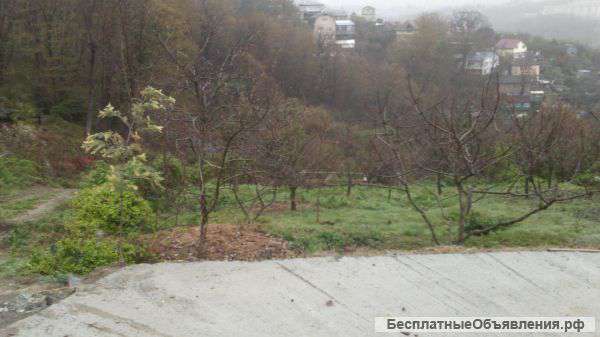 Земельный участок