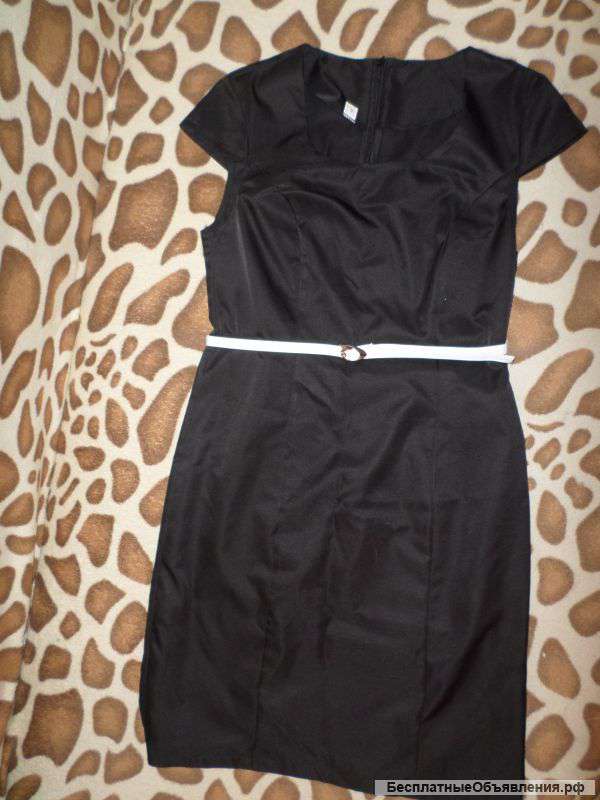 Платье классическое