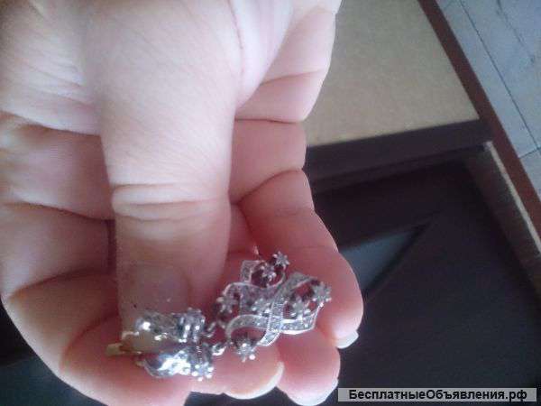 Серьги с бриллиантами. продаю