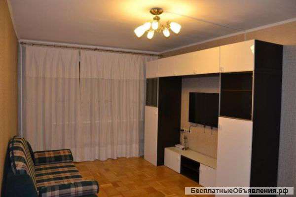 Сдаю комнату в 3 комнатной квартире Автозавод Южное шоссе