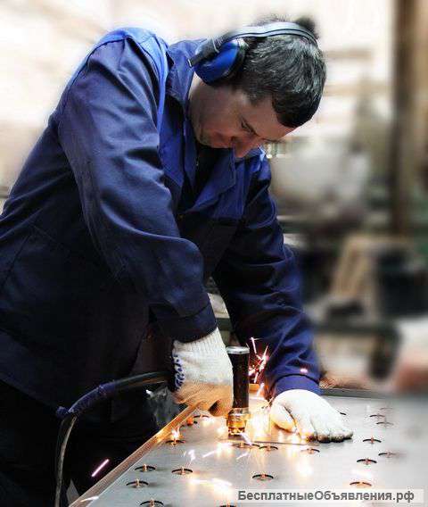 Раскрой и пробивка металла на координатно-пробивно