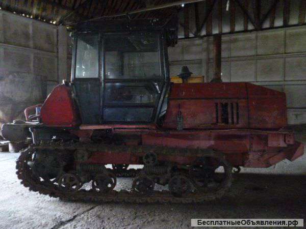 Гусеничный трактор вт-100 - 2000 г/в