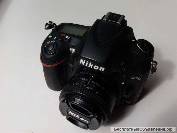 Nikon D600 + Nikon 50 mm f/1.8 D Nikkor AF