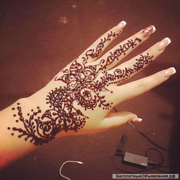 Роспись хной, мехенди