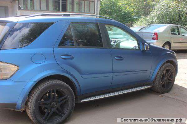 Mercedes-Benz ML550
