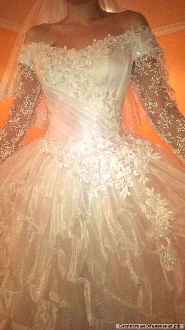 Свадебное платье ручной работы