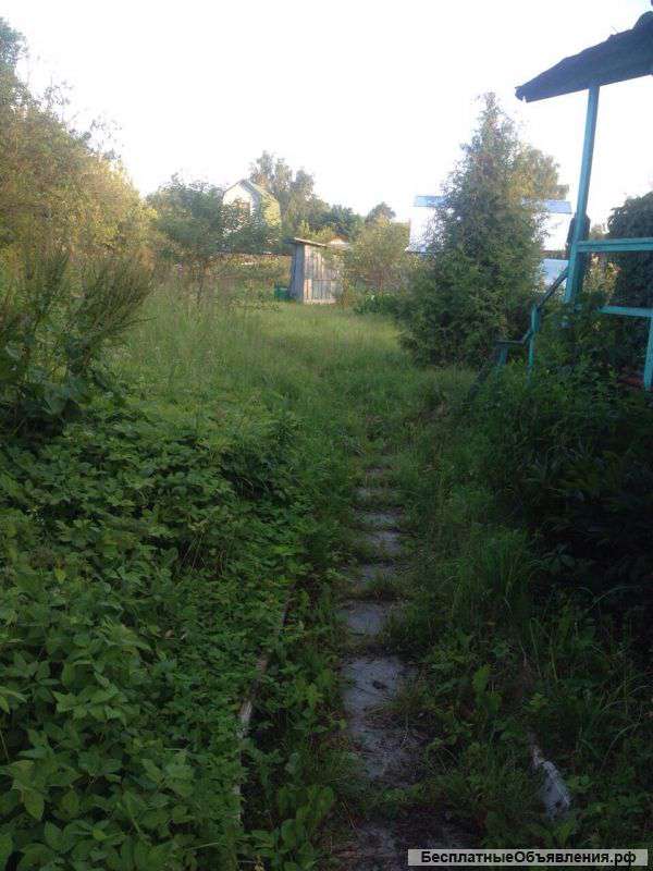 Участок с летним домом