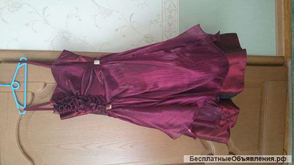 Вечернее платье для девушки