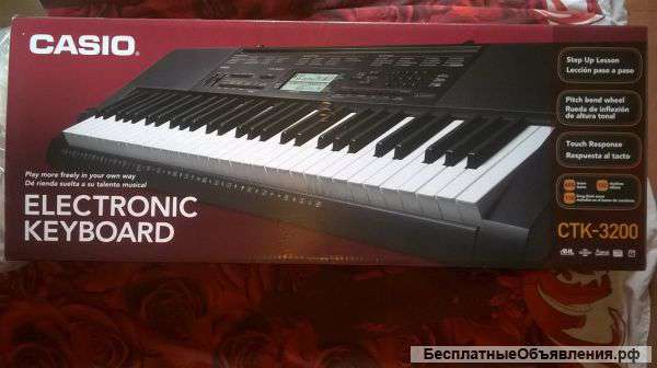 Цифровое пианино/синтезатор Casio CTK-3200