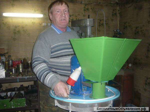 Зернодробилка " УРАГАН" высокой производительности