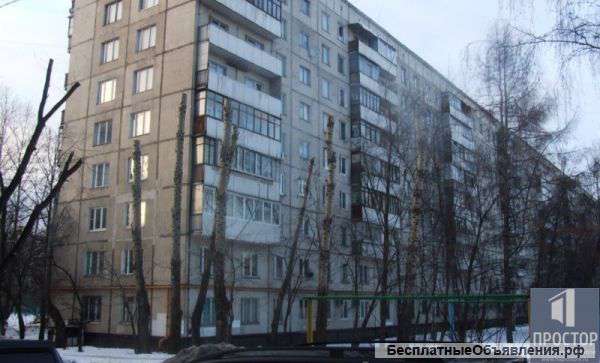 Комната 12 м ул. Сталеваров, 12