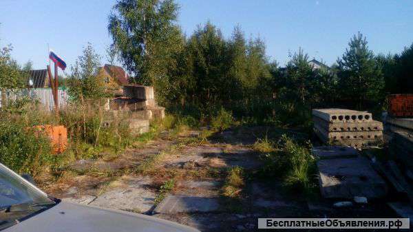 Участок на границе города