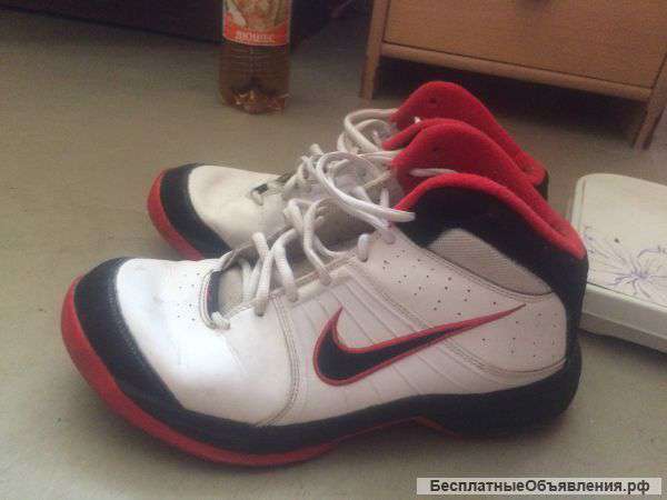 Кроссовки найк