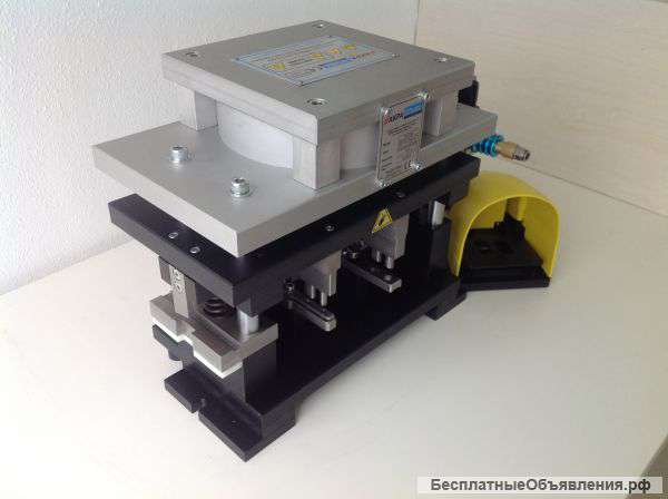 Пресса для пробивки отвестий в алюминиевых профилях