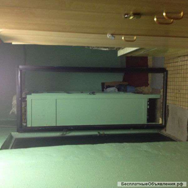 Железная дверь