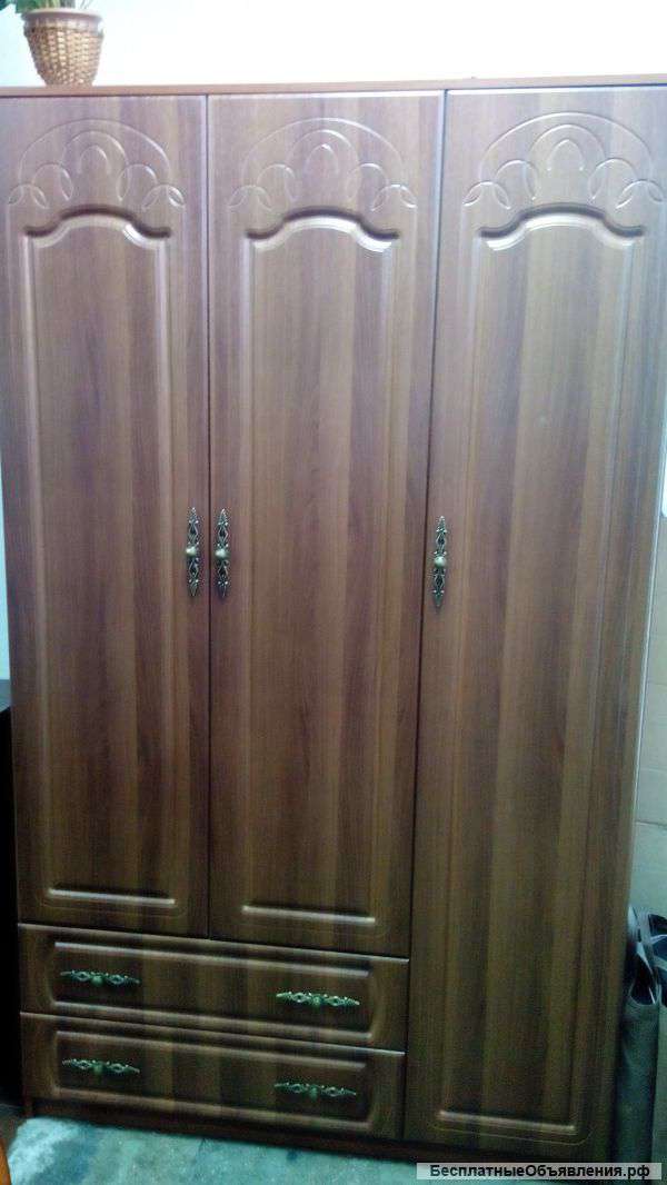 Выставочных экспонатов