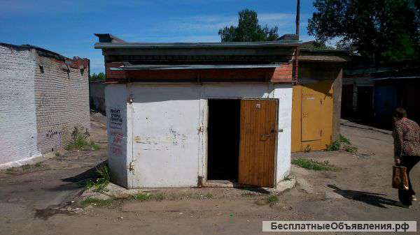 Кирпичный гараж