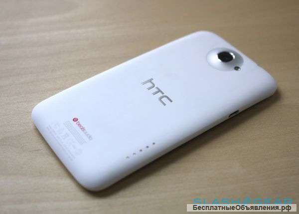 HTC One X + белого цвета