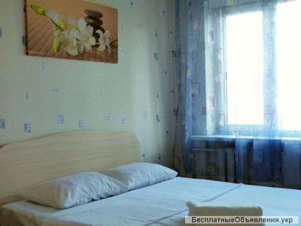 Уютная трехкомнатная квартира возле метро"Лыбедская"