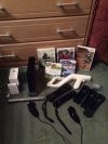 Nintendo Wii: полный комплект для двух игроков + Wii Zapper + игры
