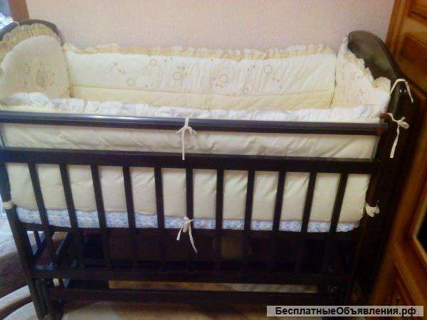 Кроватка детская